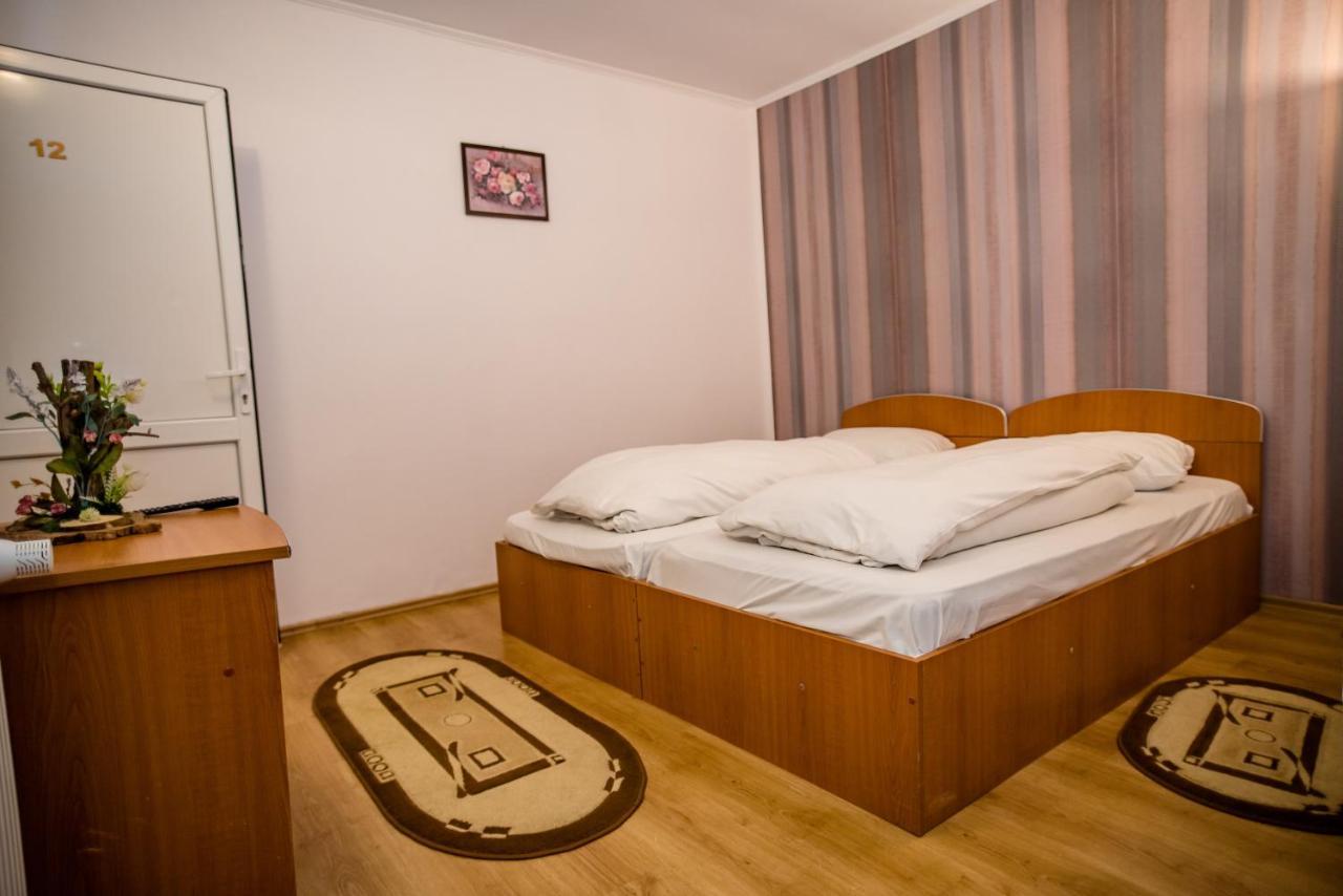 Hotel Marion Poiana Erzsébetváros Kültér fotó